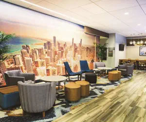 Photo 3 - La Quinta Inn & Suites by Wyndham Chicago Downtown