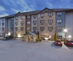 Photo 2 - Brookstone Lodge near Biltmore Village, an Ascend Collection Hotel