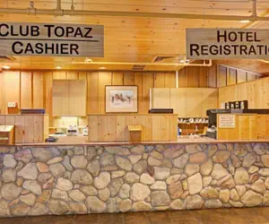 Photo 3 - Topaz Lodge