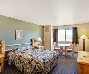 Photo 5 - Topaz Lodge