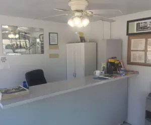 Photo 3 - Twilight Surf Hotel Ocean Front