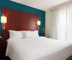 Photo 2 - Residence Inn Marriott Chicago Midway