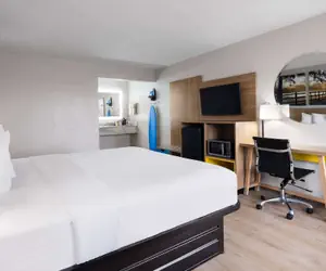 Photo 4 - Days Inn by Wyndham Montgomery I-85