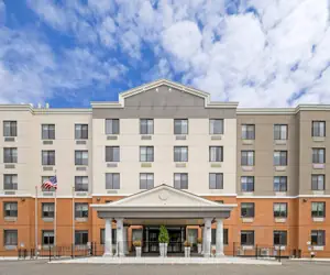 Photo 2 - Country Inn & Suites by Radisson, Staten Island