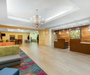 Photo 4 - La Quinta Inn & Suites by Wyndham Broussard - Lafayette Area