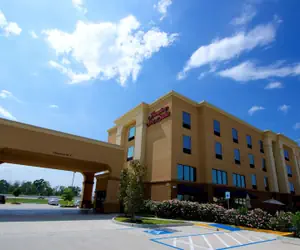 Photo 2 - Hampton Inn & Suites by Hilton Tomball Houston NW