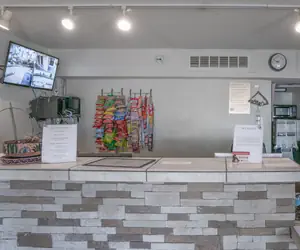 Photo 2 - White's City Cavern Inn