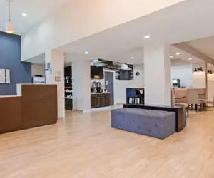 Photo 3 - Best Western Plus New Barstow Inn & Suites