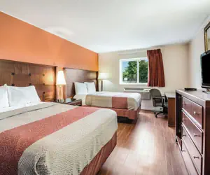 Photo 4 - Motel 6 Tinton Falls, NJ – Neptune