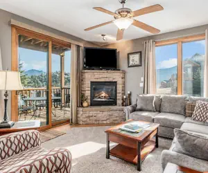 Photo 2 - Mount Cirrus 10b 2 Bedroom Condo by RedAwning