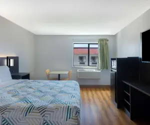 Photo 4 - Motel 6-Shepherdsville, KY Louisville South