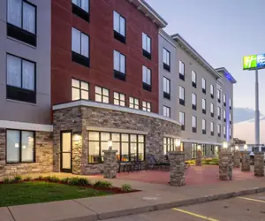 Photo 5 - Holiday Inn Express Hotel & Suites Festus-South St. Louis, an IHG Hotel