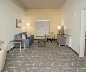 Photo 5 - Holiday Inn Oakland Airport, an IHG Hotel