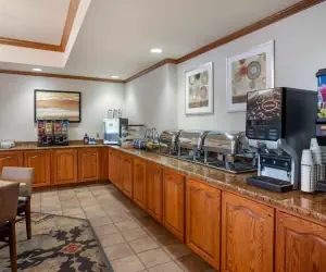 Photo 4 - Best Western Plus Capital Inn