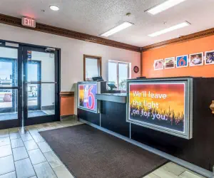 Photo 5 - Motel 6-Indianapolis, IN - Southport