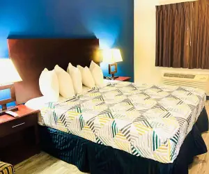 Photo 2 - Baymont by Wyndham Ridgecrest