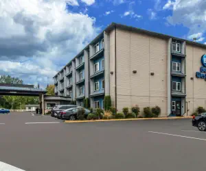 Photo 4 - Best Western McMinnville Inn