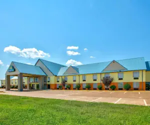 Photo 3 - Days Inn by Wyndham Tunica Resorts