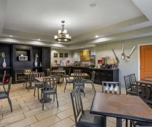 Photo 4 - Best Western Plus Searcy Inn