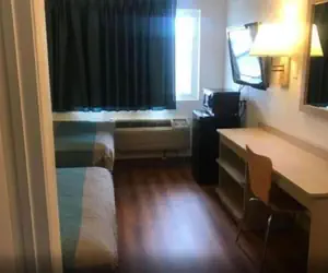 Photo 2 - Motel 6-Spokane, WA - West