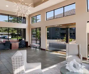 Photo 2 - Best Western New Oregon Motel