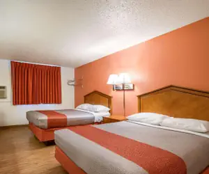 Photo 3 - Motel 6-Albert Lea, MN