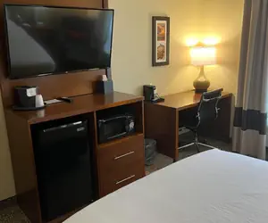 Photo 5 - Wingate by Wyndham Pittsburgh West Mifflin