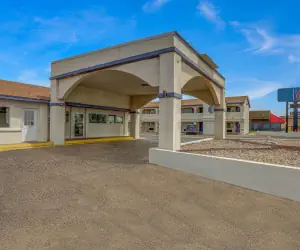 Photo 2 - Motel 6-Clovis, NM
