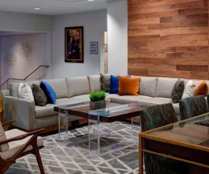 Photo 5 - Kansas City Airport Marriott