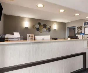 Photo 4 - SureStay Hotel by Best Western Grants