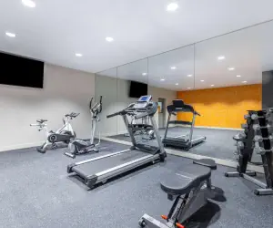 Photo 5 - La Quinta Inn by Wyndham Lynnwood