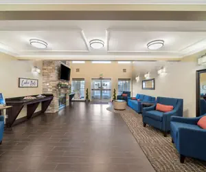 Photo 2 - Comfort Suites Red Bluff near I-5