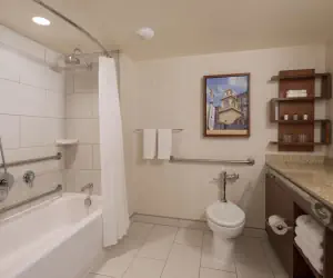 Photo 4 - Sheraton Boston Hotel