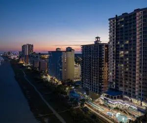 Photo 3 - SpringHill Suites by Marriott Myrtle Beach Oceanfront