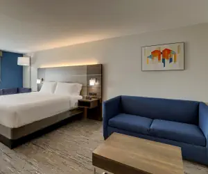 Photo 5 - Holiday Inn Express Kenner - New Orleans Airport, an IHG Hotel