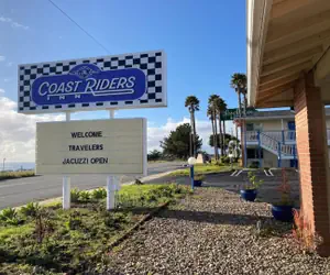 Photo 3 - Coast Riders Inn