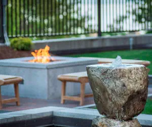 Photo 2 - Courtyard Burlington Harbor