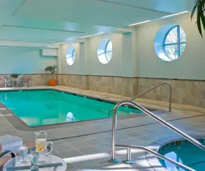 Photo 3 - Courtyard Burlington Harbor