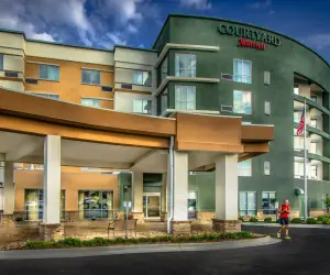 Photo 3 - Courtyard by Marriott Charleston Downtown/Civic Center