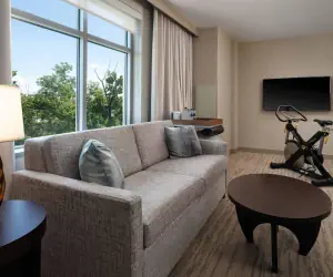 Photo 3 - The Westin Reston Heights