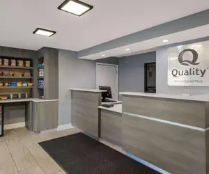 Photo 4 - Quality Inn Asheville Airport