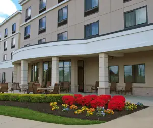 Photo 4 - Courtyard Republic Airport Long Island/Farmingdale