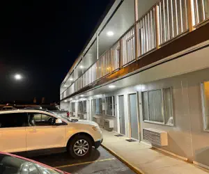 Photo 5 - Lake Logan Inn