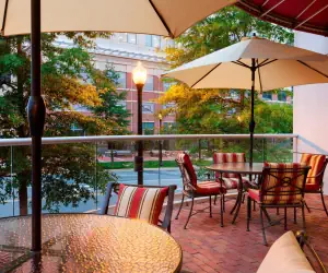 Photo 3 - Residence Inn Alexandria Old Town South at Carlyle
