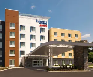 Photo 5 - Fairfield Inn & Suites by Marriott Lancaster East at The Outlets