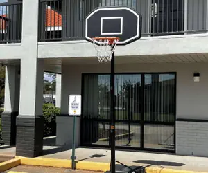 Photo 3 - Super 8 by Wyndham Slidell