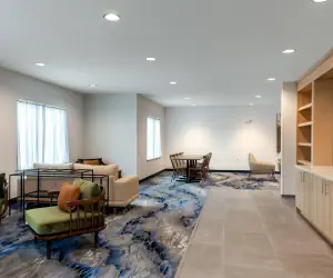 Photo 4 - Fairfield Inn & Suites Savannah Airport