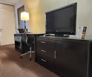 Photo 2 - Knights Inn Oakley