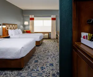 Photo 5 - Four Points by Sheraton Louisville Airport