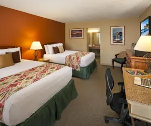 Photo 3 - Sandpiper Lodge - Santa Barbara